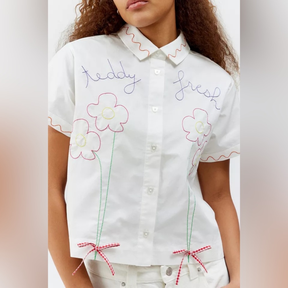 Teddy Fresh Bunch Of Flowers Short Sleeve Shirt Urban Outfitters